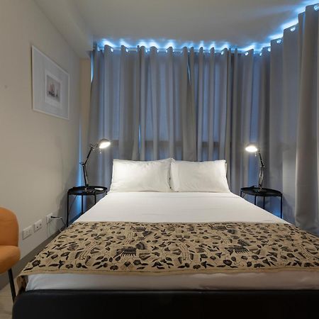 Uptown Parksuites Apartments Tower 2 Bgc By Ph Staycation Manila Dış mekan fotoğraf
