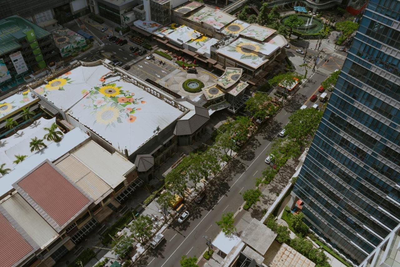 Uptown Parksuites Apartments Tower 2 Bgc By Ph Staycation Manila Dış mekan fotoğraf