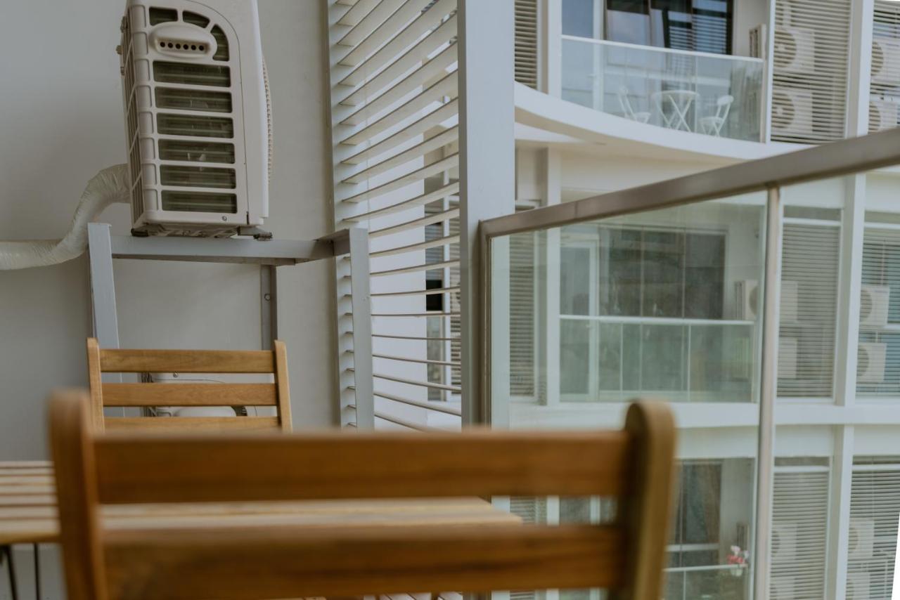 Uptown Parksuites Apartments Tower 2 Bgc By Ph Staycation Manila Dış mekan fotoğraf