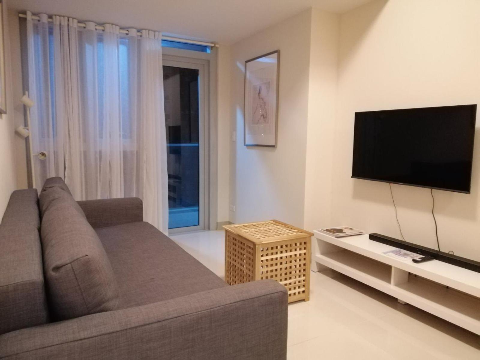 Uptown Parksuites Apartments Tower 2 Bgc By Ph Staycation Manila Dış mekan fotoğraf