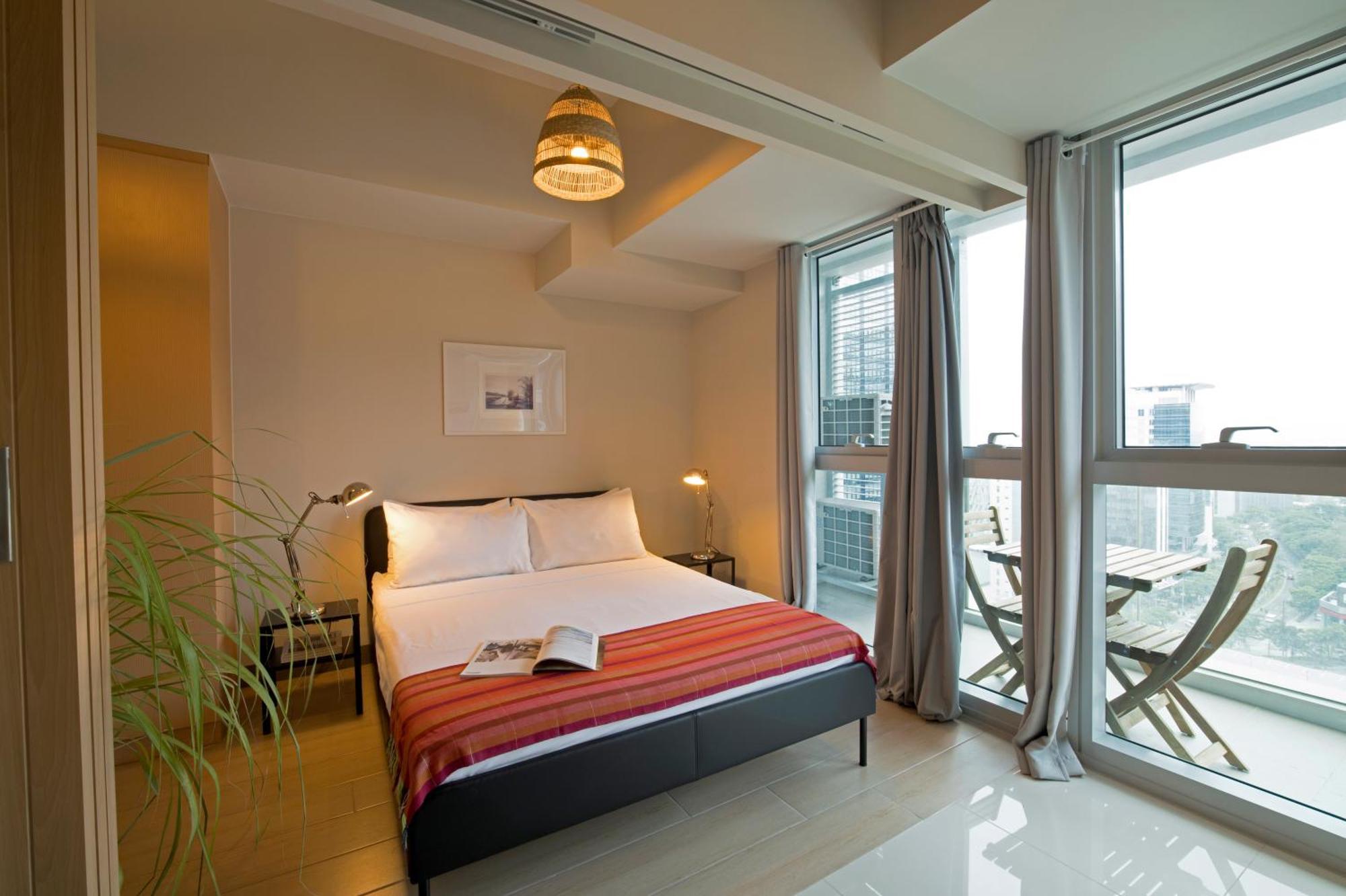 Uptown Parksuites Apartments Tower 2 Bgc By Ph Staycation Manila Dış mekan fotoğraf