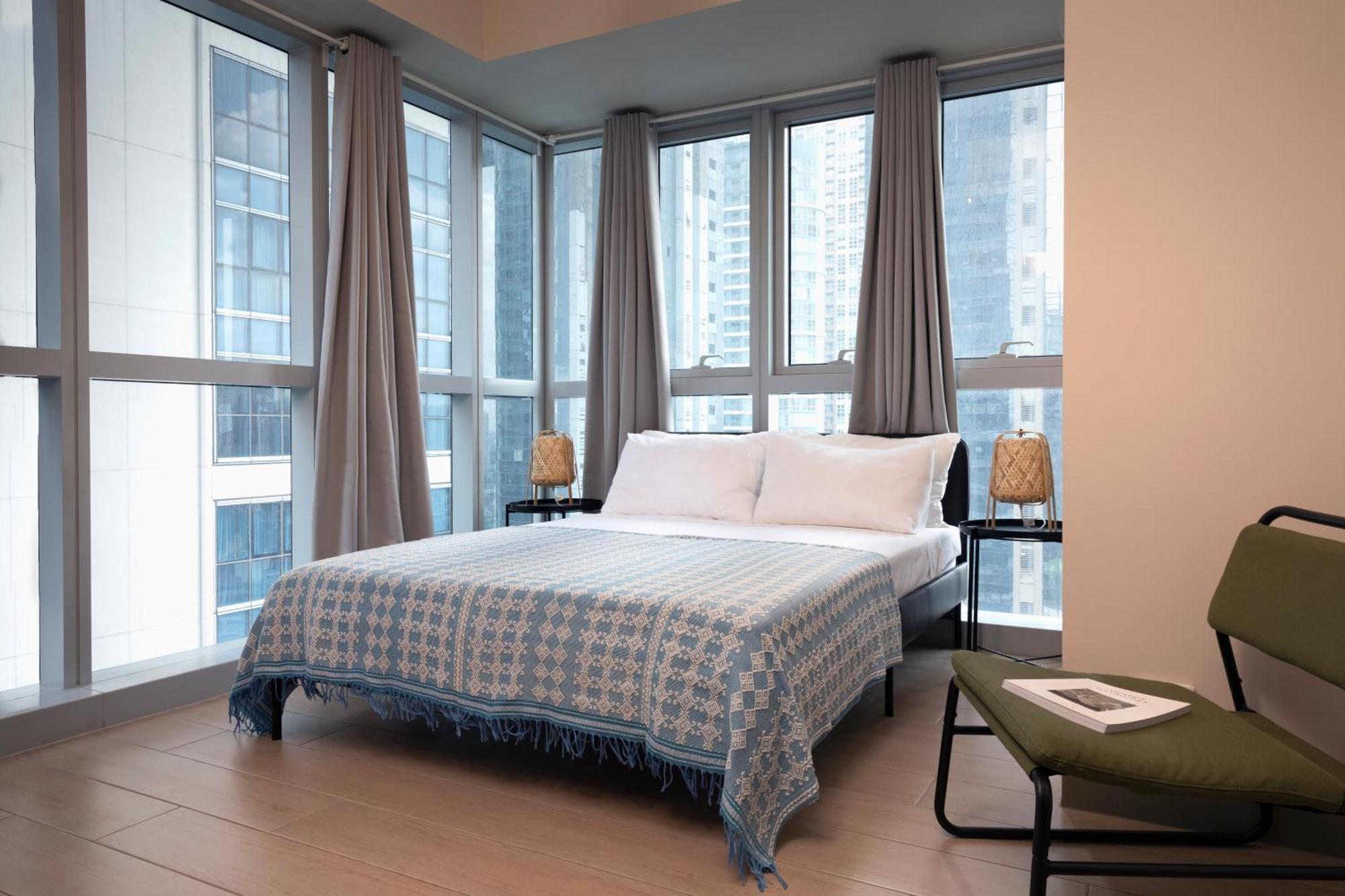 Uptown Parksuites Apartments Tower 2 Bgc By Ph Staycation Manila Dış mekan fotoğraf