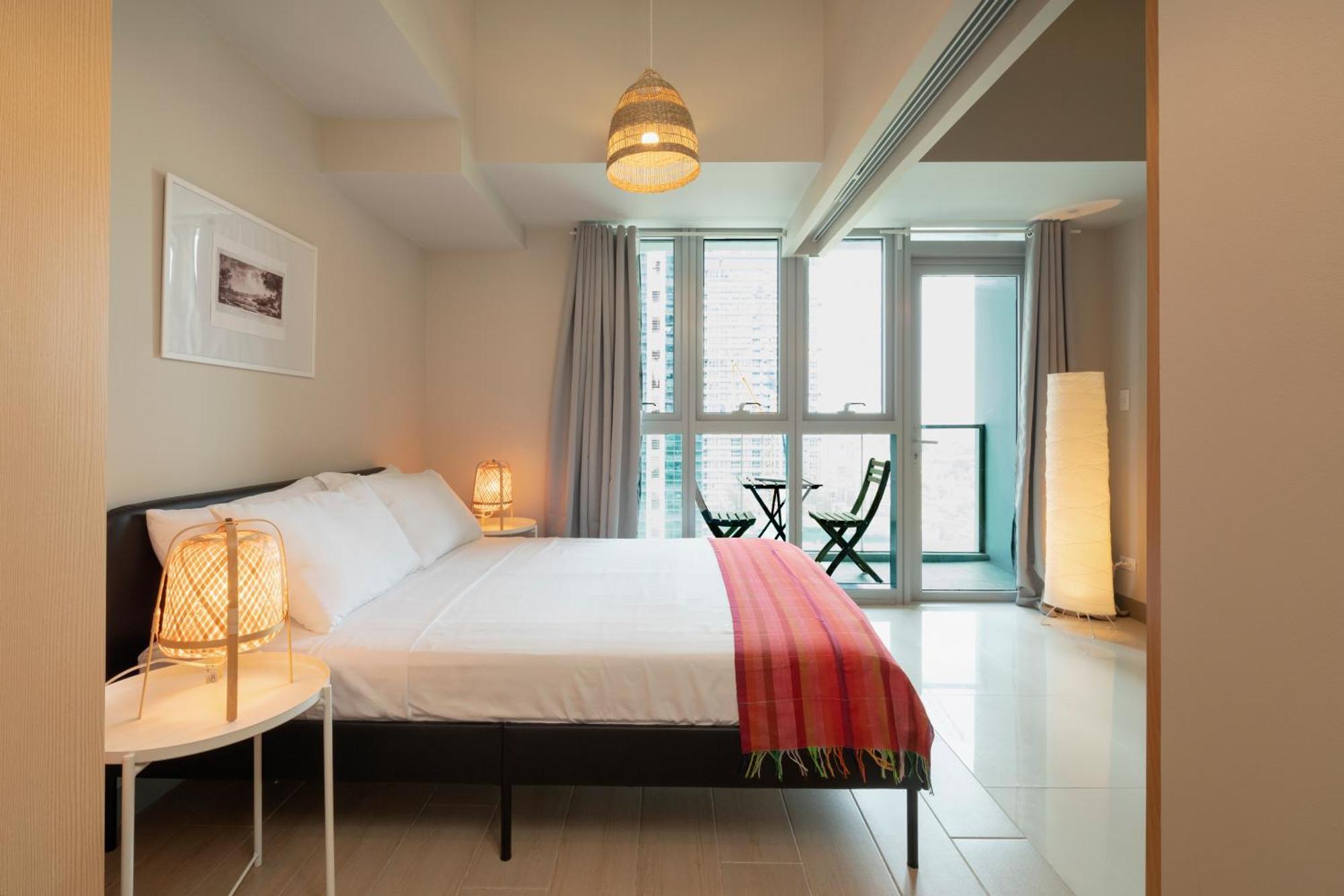 Uptown Parksuites Apartments Tower 2 Bgc By Ph Staycation Manila Dış mekan fotoğraf