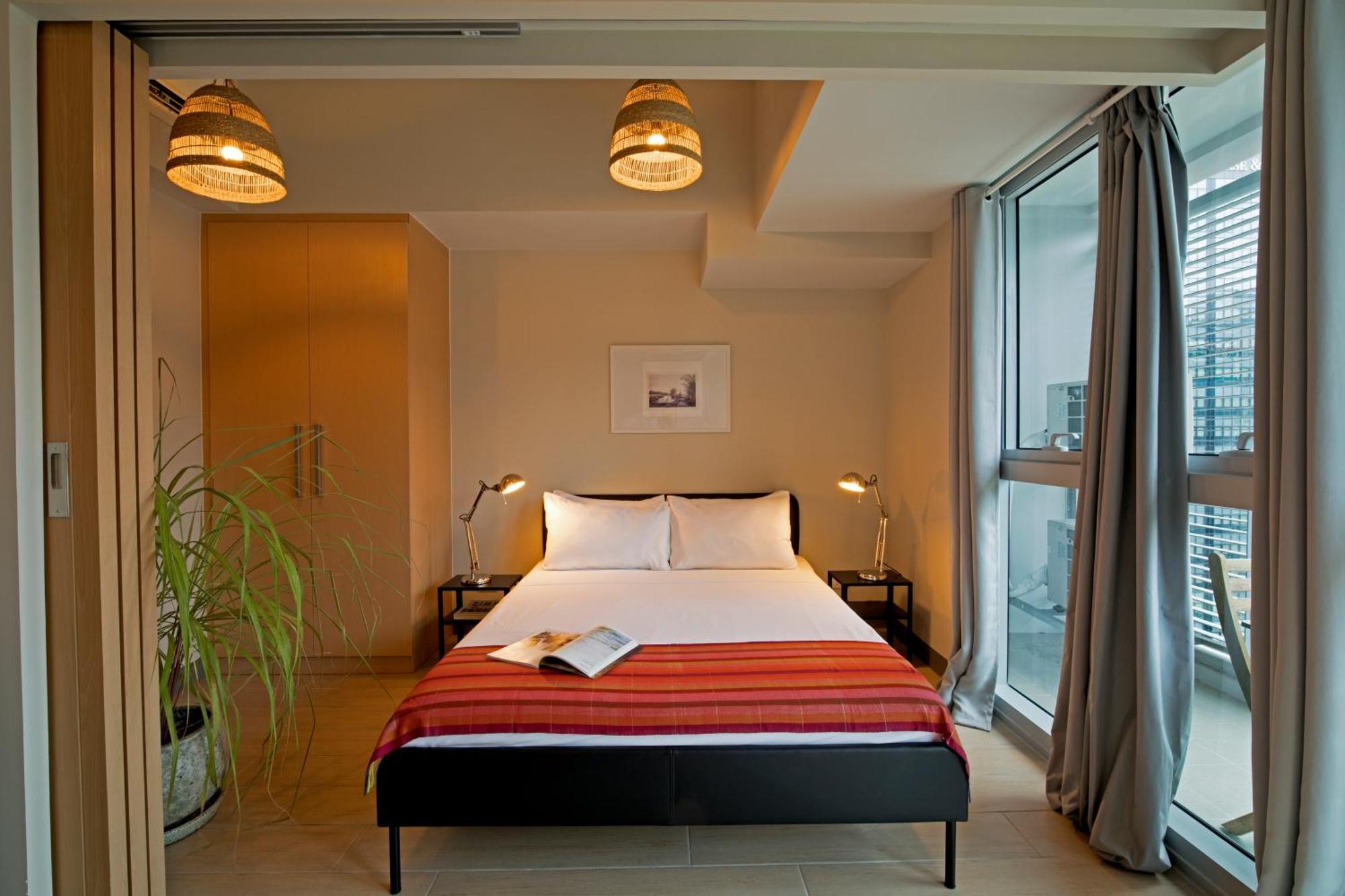 Uptown Parksuites Apartments Tower 2 Bgc By Ph Staycation Manila Dış mekan fotoğraf