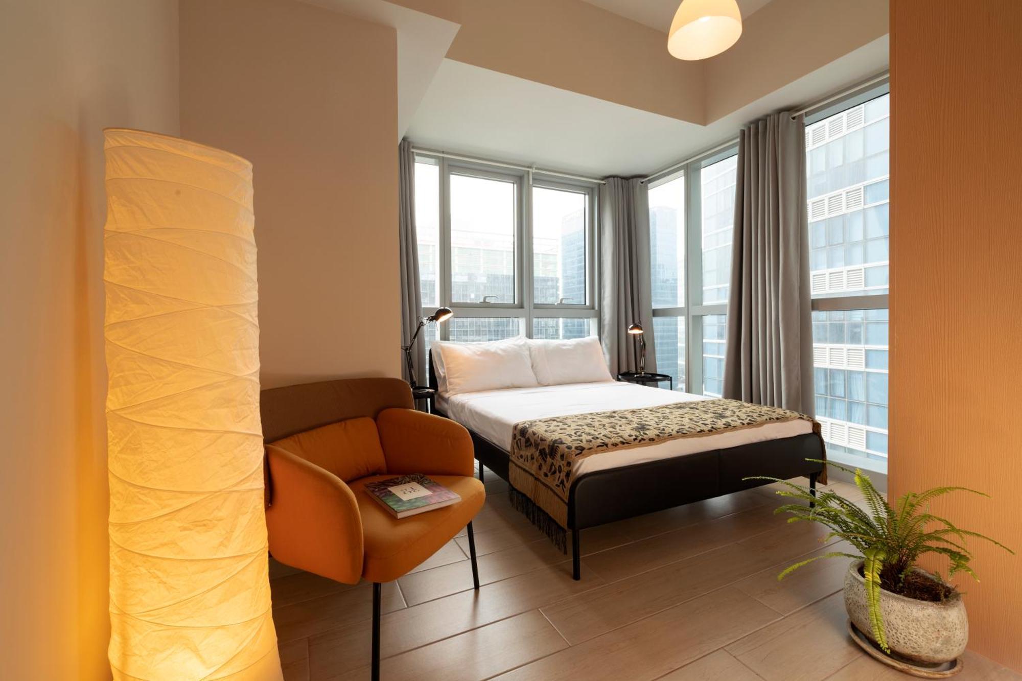 Uptown Parksuites Apartments Tower 2 Bgc By Ph Staycation Manila Dış mekan fotoğraf