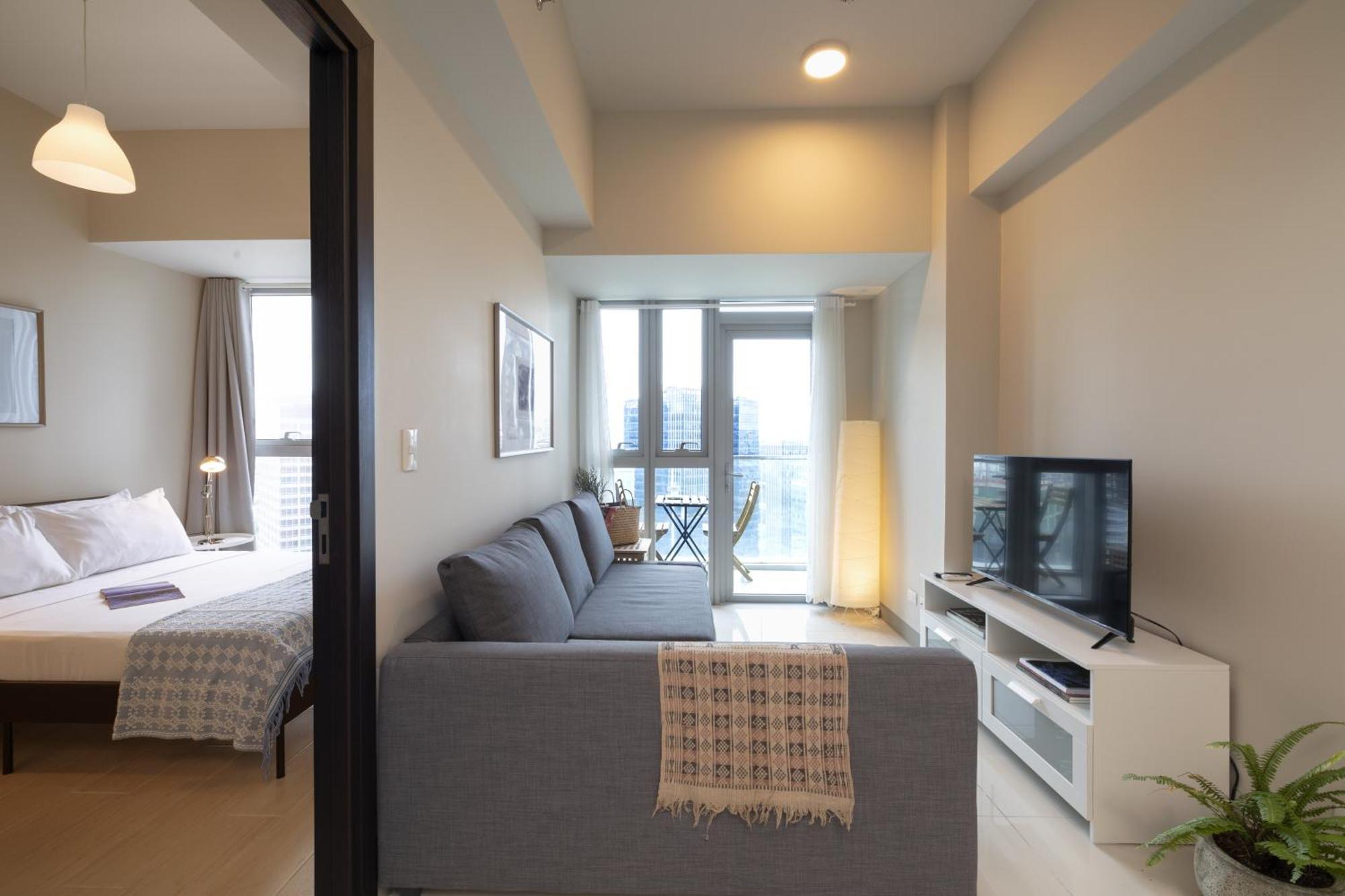 Uptown Parksuites Apartments Tower 2 Bgc By Ph Staycation Manila Dış mekan fotoğraf